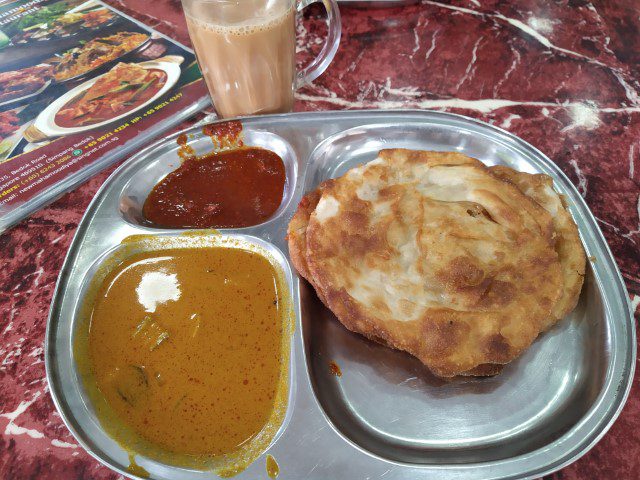 Prata Kosong ($2 for 2) at New Mahamoodiya with Teh Halia