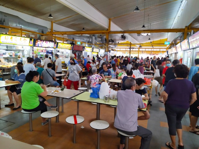 Inside Fengshan Market & Food Centre