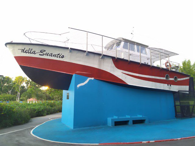 Della Suantio Police Coast Guard Patrol Vessel at Pasir Ris Town Park Fishing Pond