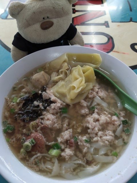 Hill Street Tai Hwa Pork Noodle - Kway Teow Soup ($6)
