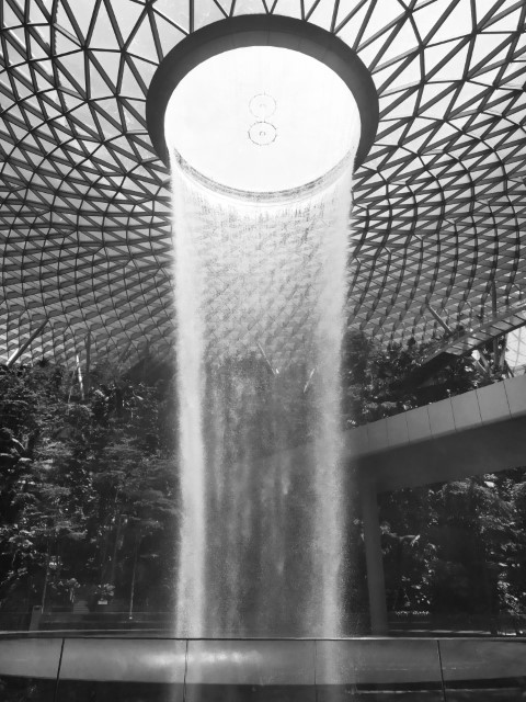 Rain Vortex Jewel Changi Airport - Not many people on a post-pandemic weekday