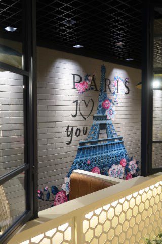 Interior design at Poulet Raffles City