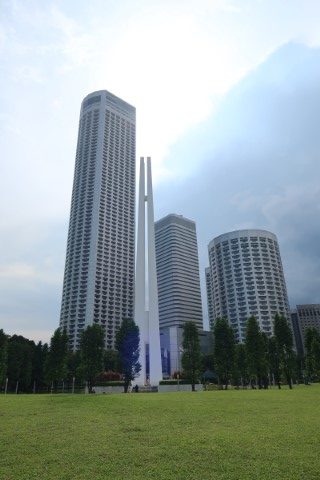 Cenotaph Monument at the World War 2 Memorial Park Singapore (At Beach Road/Stamford Road) opposite Suntec City