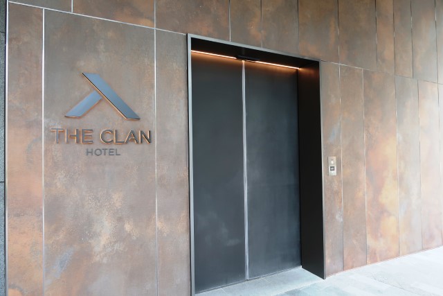 Entrance to The Clan Hotel