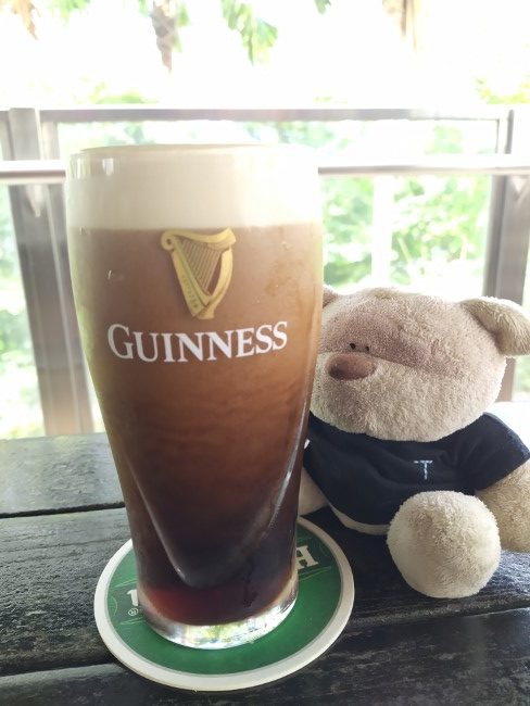 A second round of nitrogenated Guinness from Georges By The Bay (Punggol Settlement)