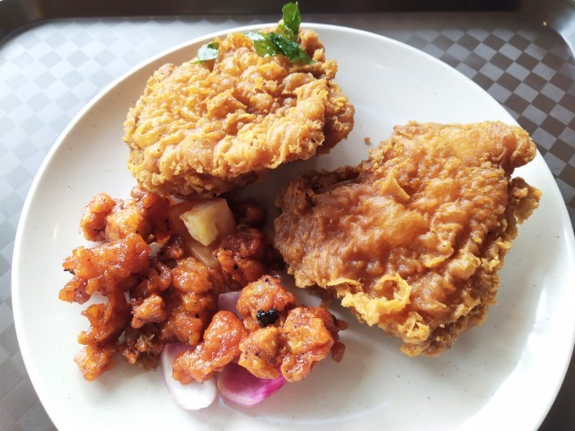 Fried Chicken and Sweet/Sour Pork from Ipoh Taste Foodies' Clan NTP+