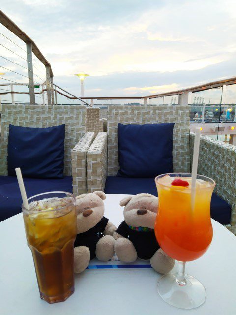 Long Island Tea and Mai Tai from North Star Bar Quantum of the Seas