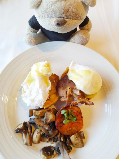 Quantum of the Seas Main Dining Room Breakfast - The Classic Benedict