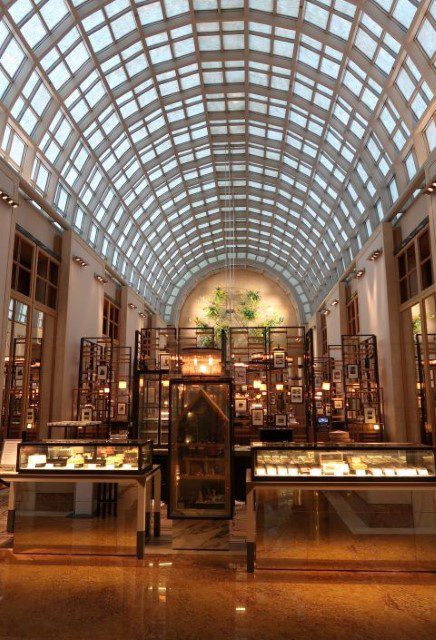 Entrance of the Colony at Ritz Carlton Millenia Singapore