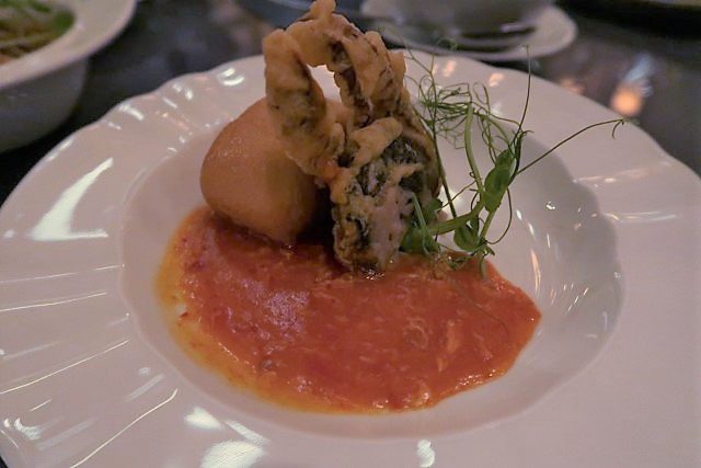 Deep Fried Soft Shell Crab in Singapore Chilli Crab Sauce with Man Tou at Colony Ritz Carlton Buffet Dinner 