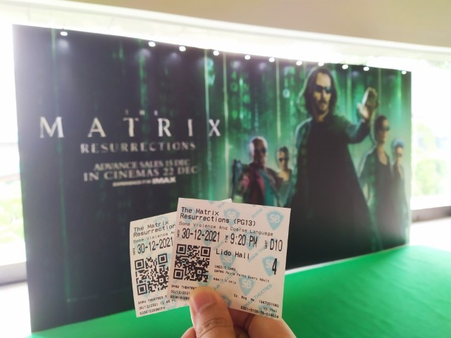 Watching Matrix Resurrections at Lido during Yotel Singapore Staycation