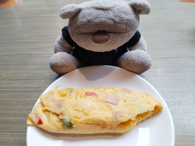 Breakfast InterContinental Singapore - Omelet 