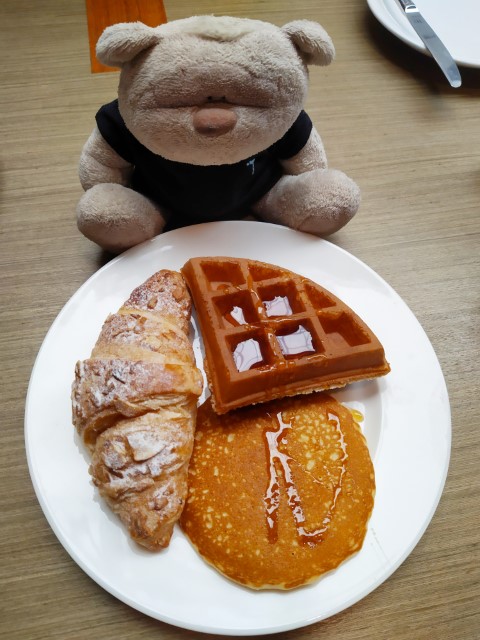 Breakfast InterContinental Singapore - Croissant Waffles and Pancakes