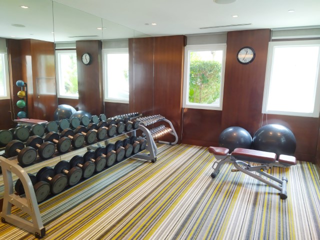 Free Weights at Gym of InterContinental Singapore