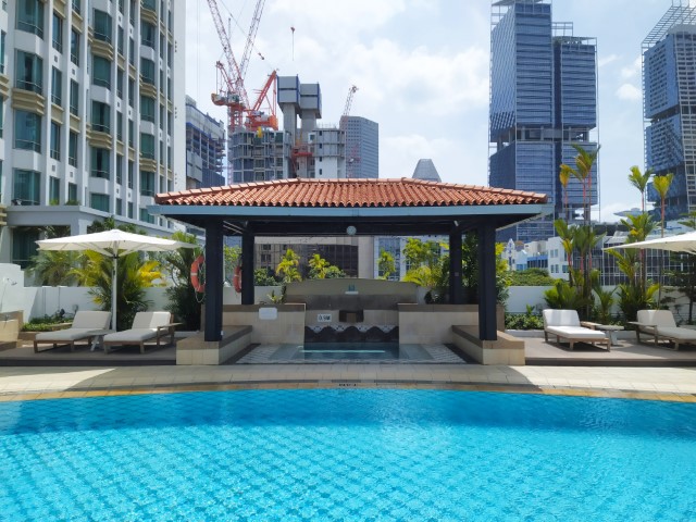 Jacuzzi of Swimming Pool of InterContinental Singapore