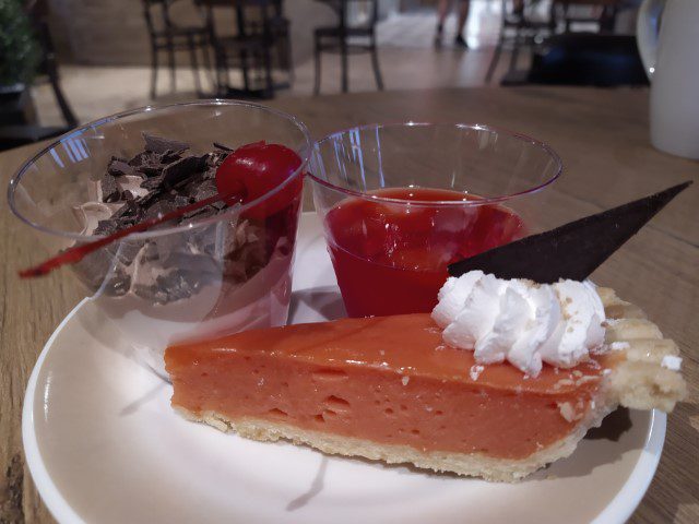 Snacks at Windjammer Spectrum of the Seas