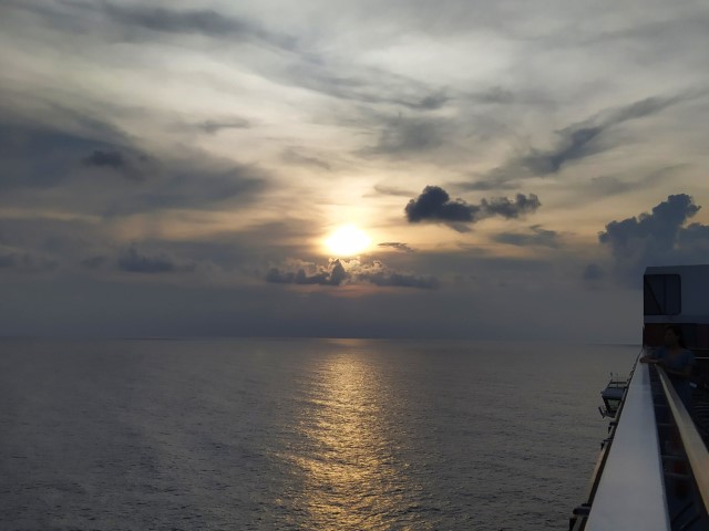 Sunset Spectrum of the Seas