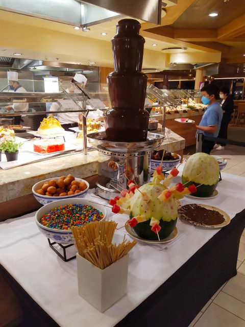 Spectrum of the Seas Windjammer Chocolate Fondue