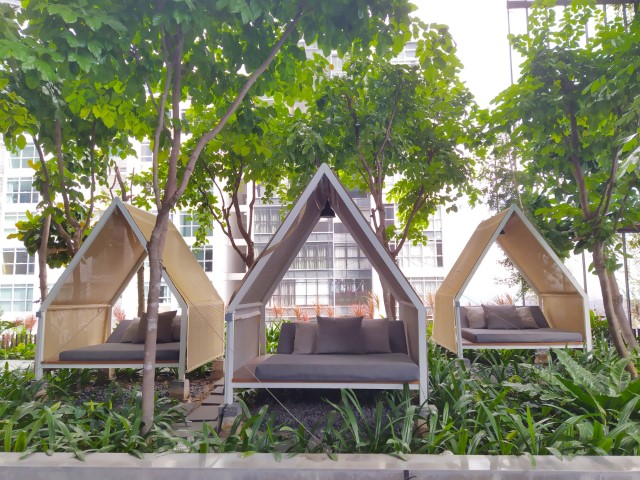 Comfortable Chilling Cabanas next to the Club Floor Infinity Pool Oasia Hotel Downtown Review