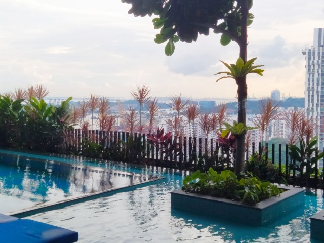 Sea Views from Club Floor Infinity Pool Oasia Hotel Downtown Review