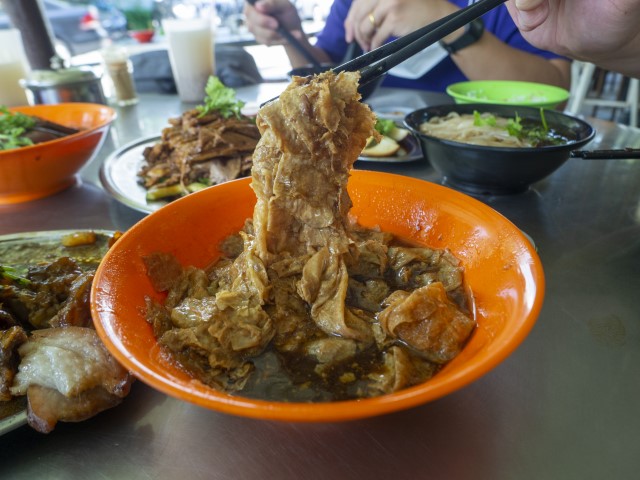 Baliban Braised Duck - Tau Kee (Braised Fried Beancurd Skin)