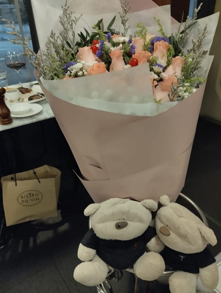 Flowers delivered to Bistro Du Vin