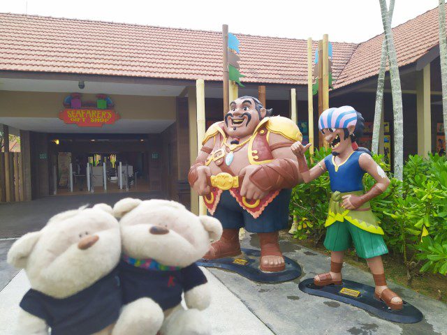 2bearbear at entrance of Adventure Waterpark Desaru