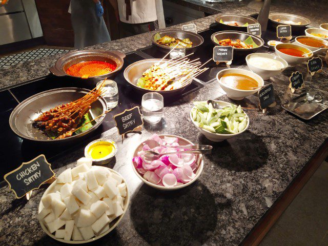 Thai-Laysia Night Dinner Buffet Anantara Desaru Review - Satay