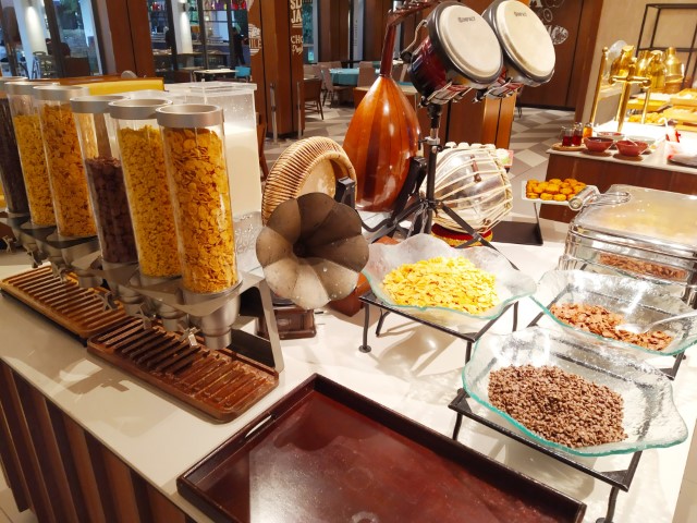 Hard Rock Hotel Desaru Sessions Breakfast - Cereals