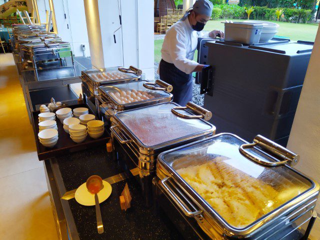 Hard Rock Hotel Desaru Sessions Breakfast - Egg Station