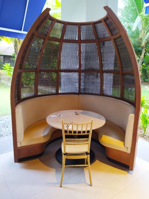 Hard Rock Hotel Desaru Sessions Breakfast - Sitting inside a cocoon for breakfast?