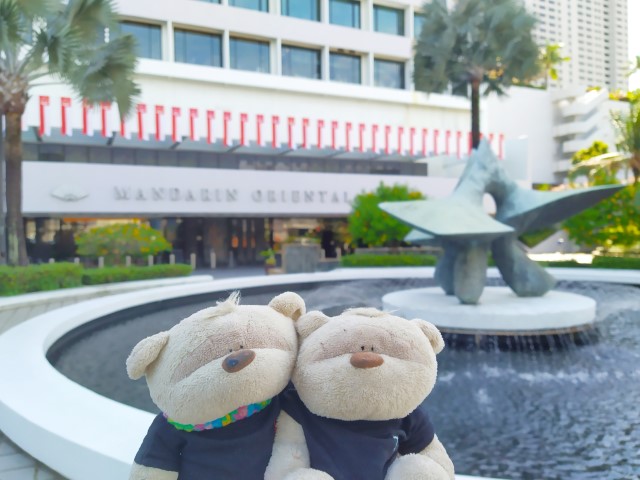 Mandarin Oriental Singapore Staycation Review