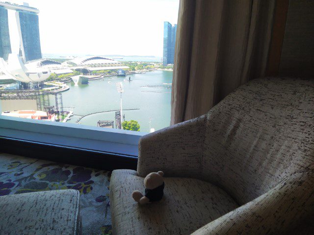 Mandarin Oriental Singapore Marina Bay View King Room Sofa Chair