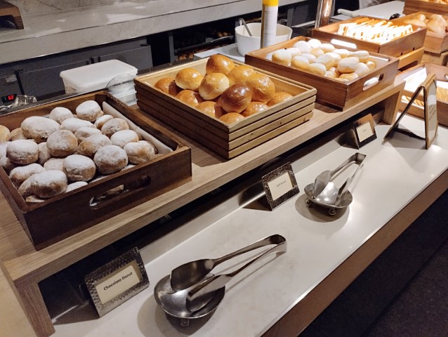 Mandarin Oriental Singapore Breakfast Buffet at Melt Cafe - Donut and Breads