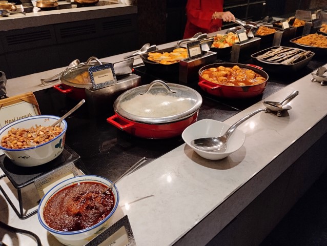 Mandarin Oriental Singapore Breakfast Buffet at Melt Cafe - Nasi Lemak
