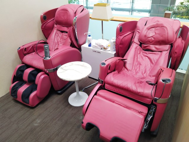 SATS Premier Lounge T3 Massage Chairs are back!