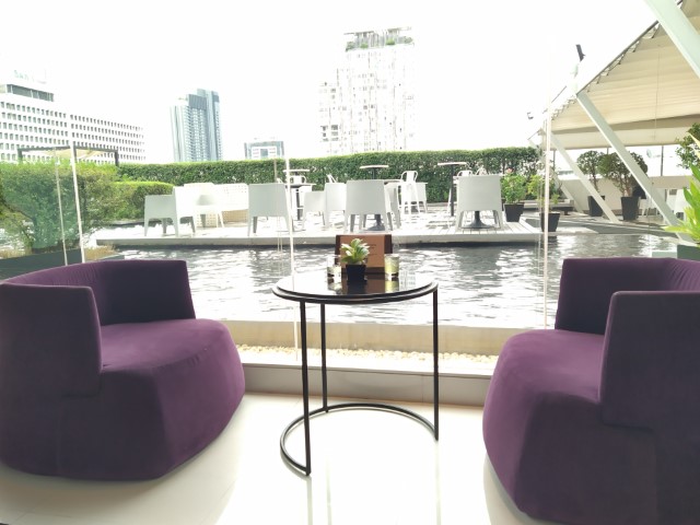Water features at Centara Watergate Pavilion Hotel Bangkok