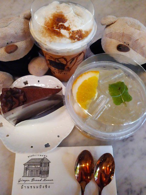 What we ordered at Gingerbread House Bangkok - Thai Tea Latte (140 baht), Yuzu Peach (140 baht), Chocolate Matcha Cake (120 Baht)