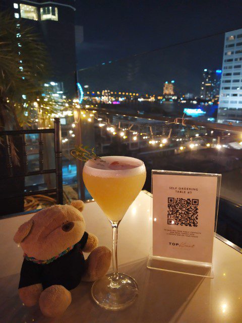 Whisky Sour (260 baht) at Top Knot Rooftop Bar and Restaurant at Hotel Once Bangkok