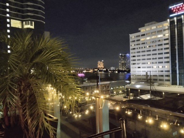 Nice views of Chao Phraya River from Top Knot Rooftop Bar and Restaurant Bangkok