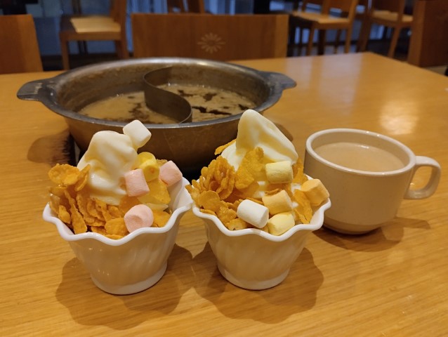 Shabu Sai Buffet Review - Ice cream and Coffee to end off the meal