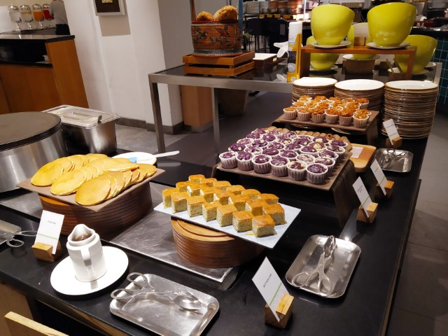 DoubleTree Resort Hilton Penang Breakfast at Makan Kitchen - Pancakes Waffles Muffins and Cakes