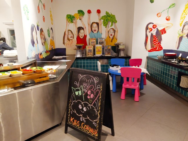 DoubleTree Resort Hilton Penang Breakfast at Makan Kitchen - Kids Corner