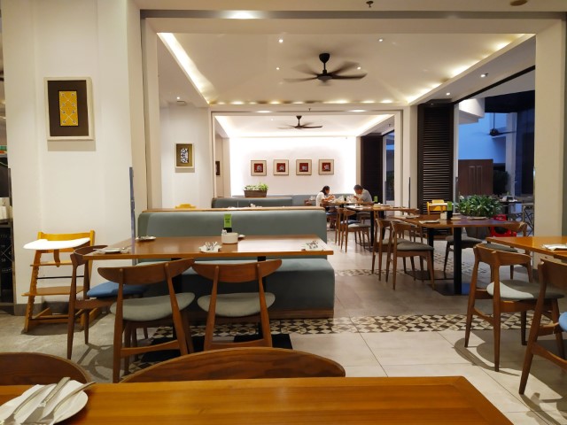 Makan Kitchen Breakfast at DoubleTree Resort Hilton Penang