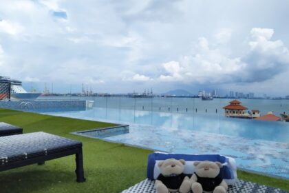2bearbear at Level 4 Roof Top Infinity Swimming Pool of Prestige Hotel Penang