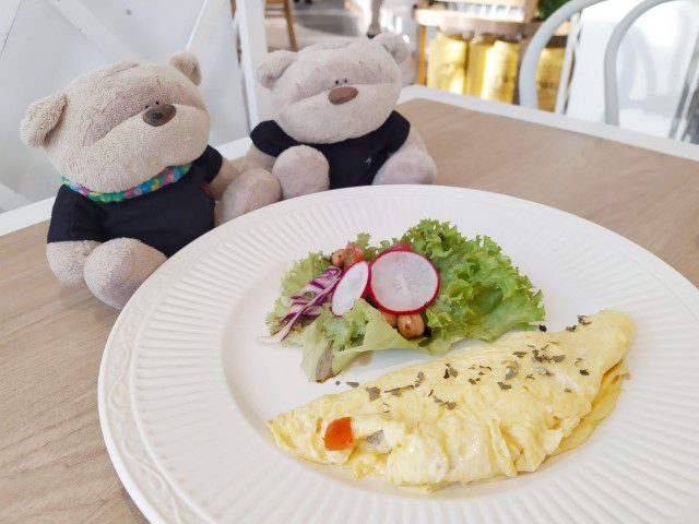 Prestige Hotel Penang ala carte breakfast (Three Eggs Omelet)