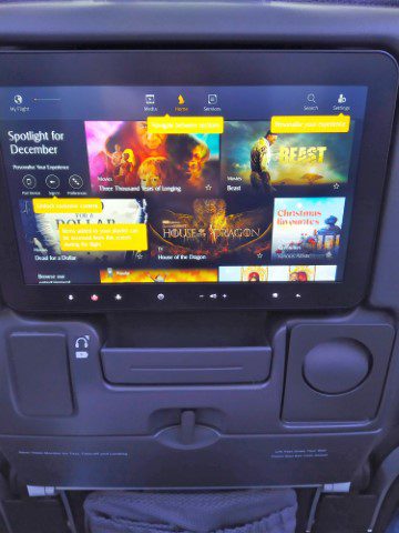 Krisworld In-flight Entertainment on SQ Economy Flight