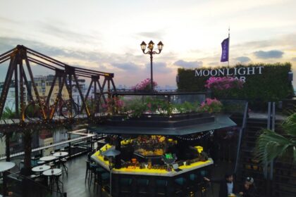 Moonlight Sky Bar Hanoi Review