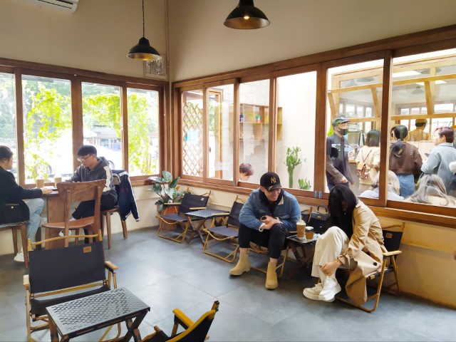 Inside Phe La Cafe Ba Dinh Ha Noi
