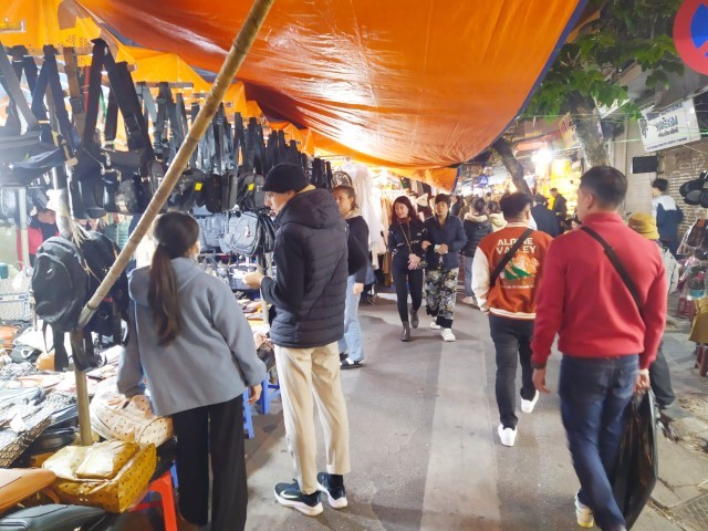 Dong Xuan Night Market Hanoi Night Market Review